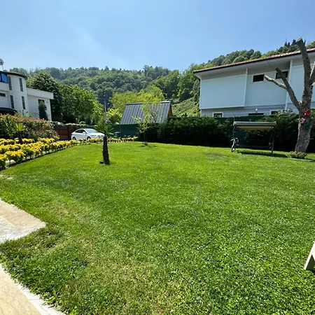 Dereici Villa